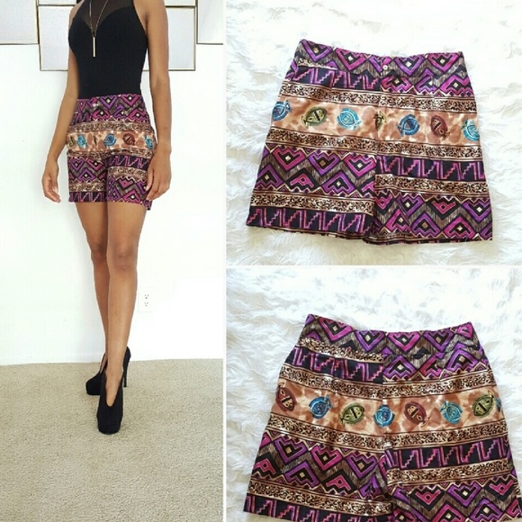 Colorful geometric shorts - Picture 3 of 4